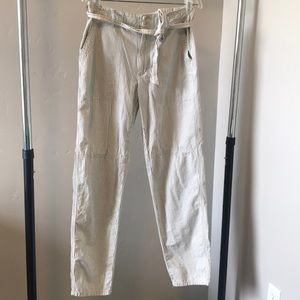 American Eagle Outfitters paper bag size 6 long